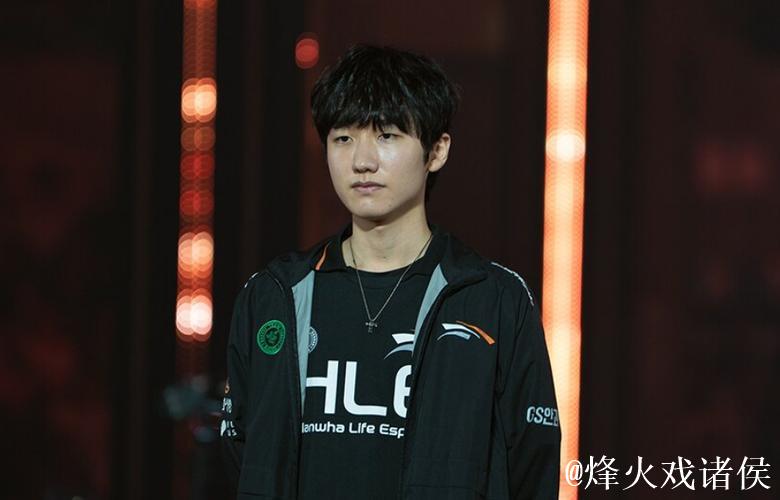 HLE公告教练组调整:Sin正式加盟执教 HLE公告教练组调整:Sin正式加盟执教